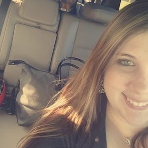 Meet your Posher, Tiffany